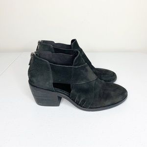 Eileen Fisher Irwin Suede Cut Out Bootie Black Size 7.5